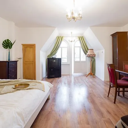 Apartament Stefano Homestay *